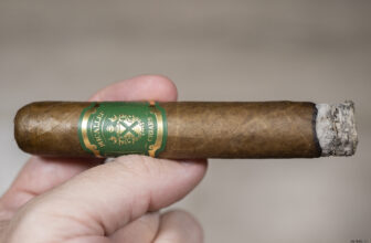Micallef Green Robusto | halfwheel